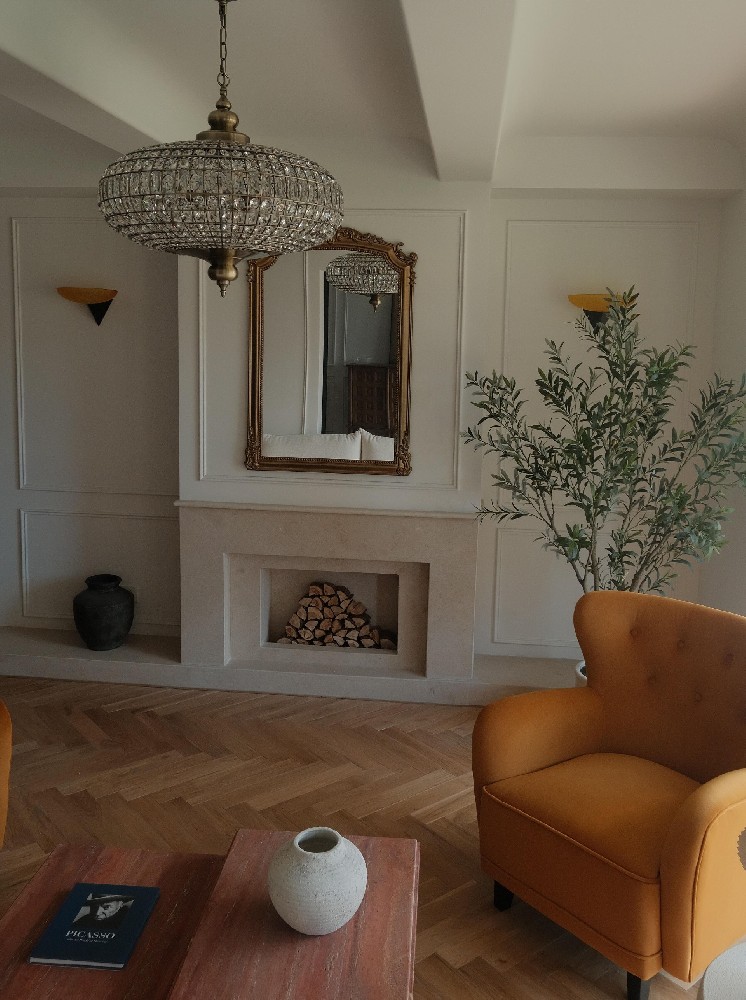 Minimalist French
